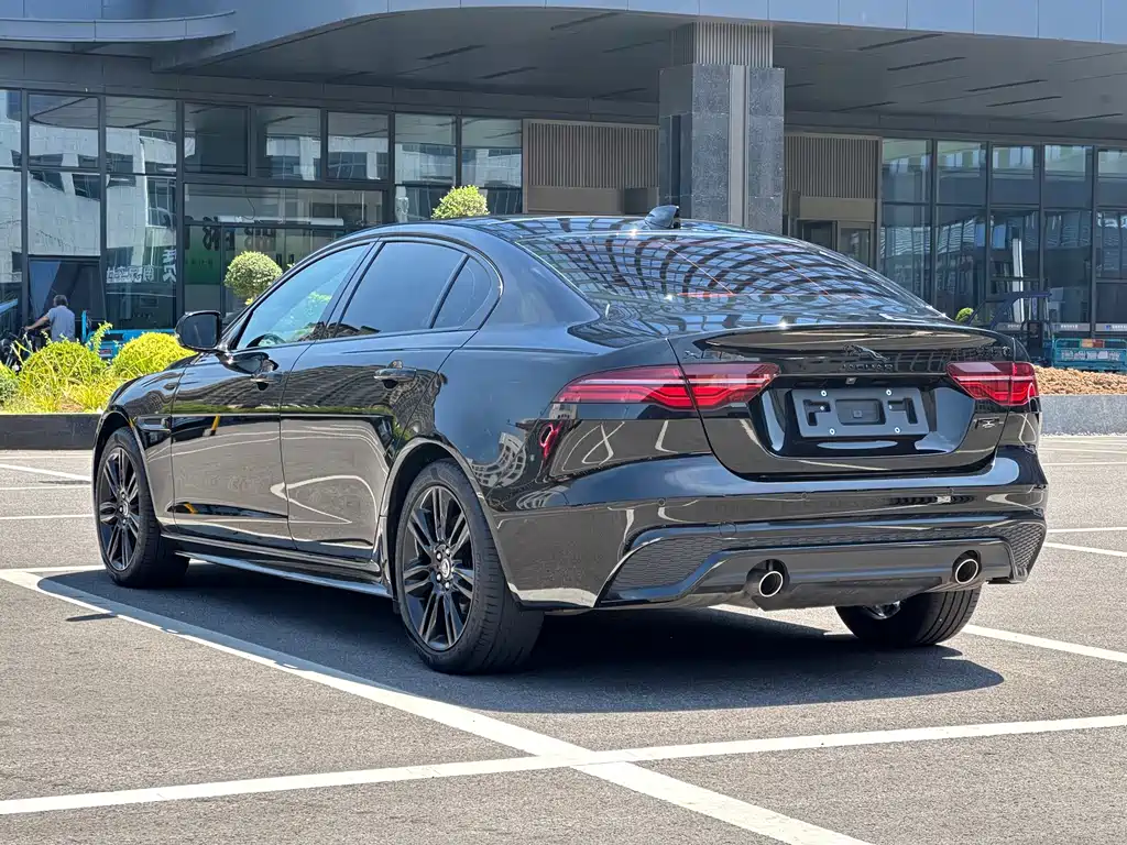 Jaguar XEL — миниатюра 5