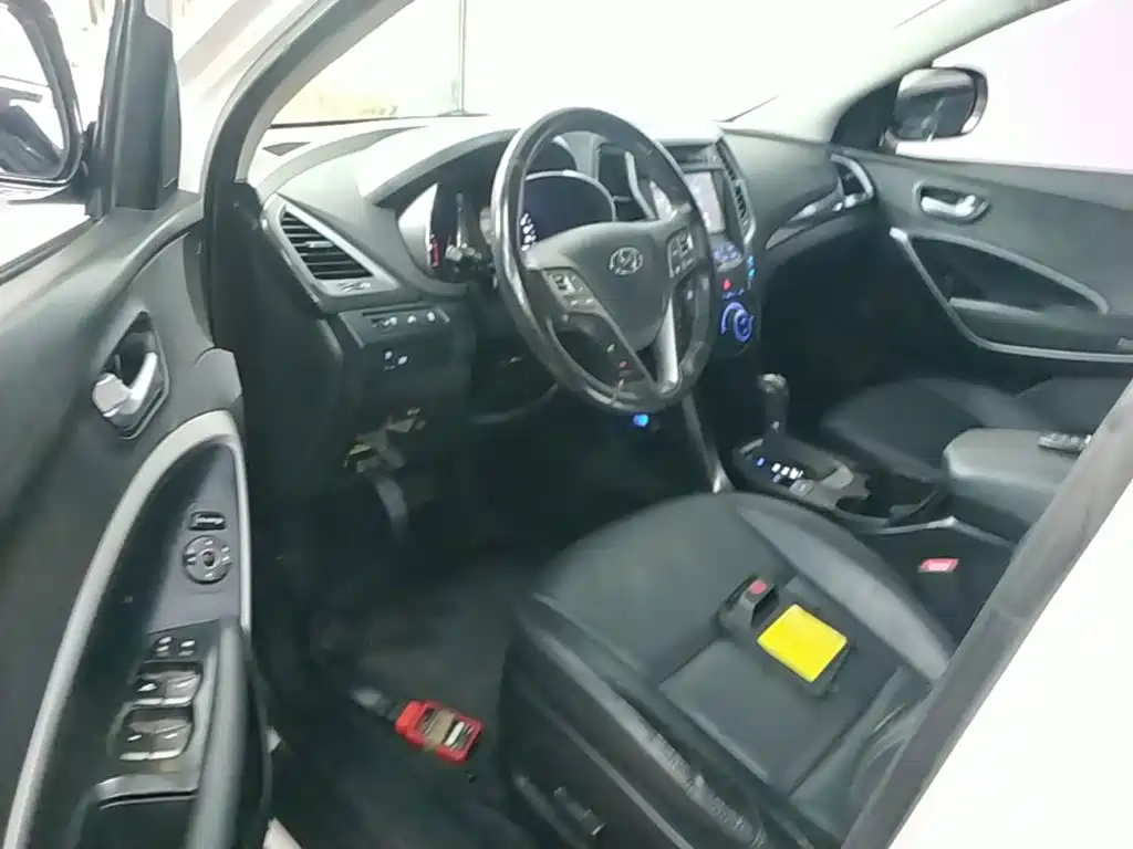 Hyundai Santa Fe — миниатюра 16