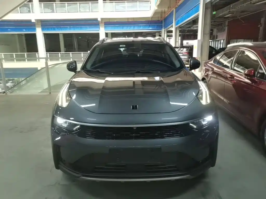 Lynk & Co 01 — миниатюра 3