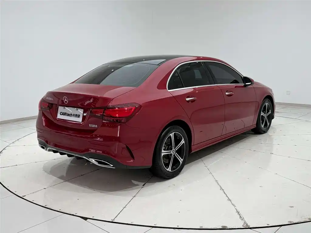 Mercedes-Benz A-Class A 2023 A 200 L Fashion