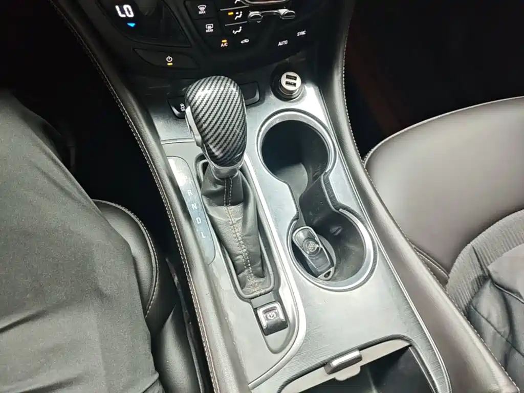 Buick Envision Plus — миниатюра 14