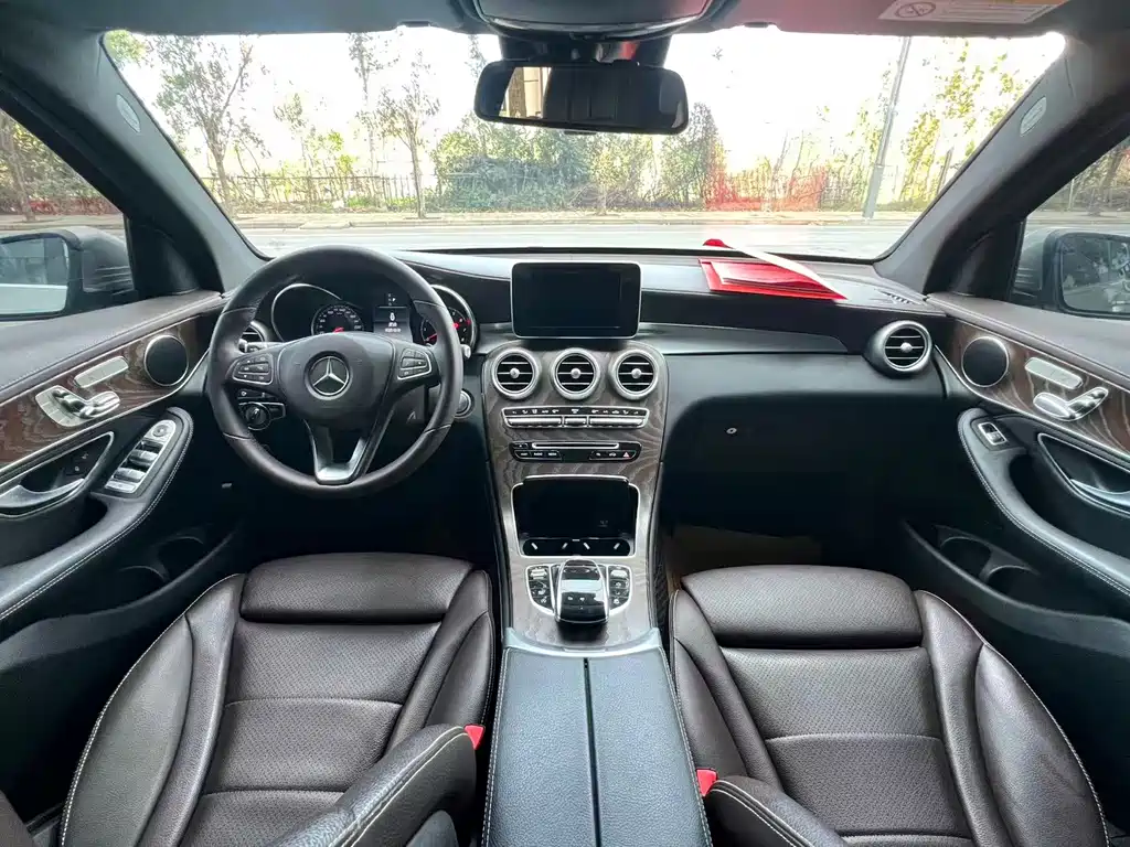 Mercedes-Benz GLC — миниатюра 6