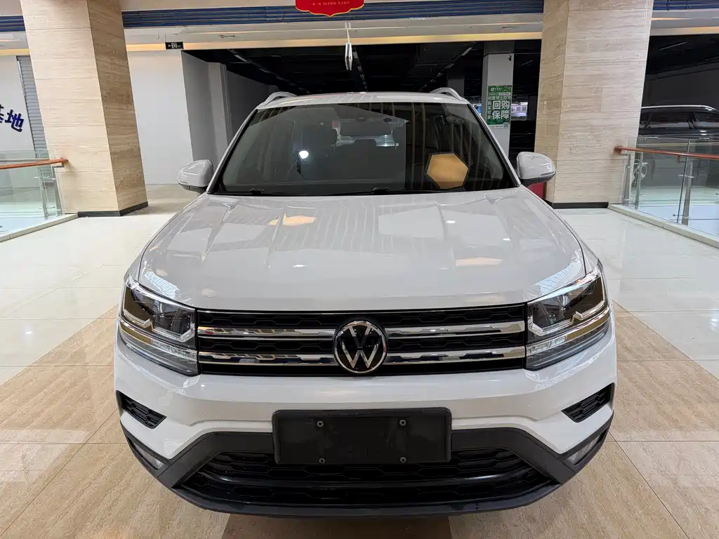VOLKSWAGEN TUYUE