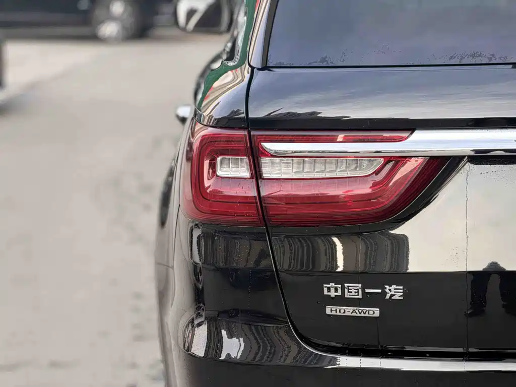 Hongqi HONGQI HS7
