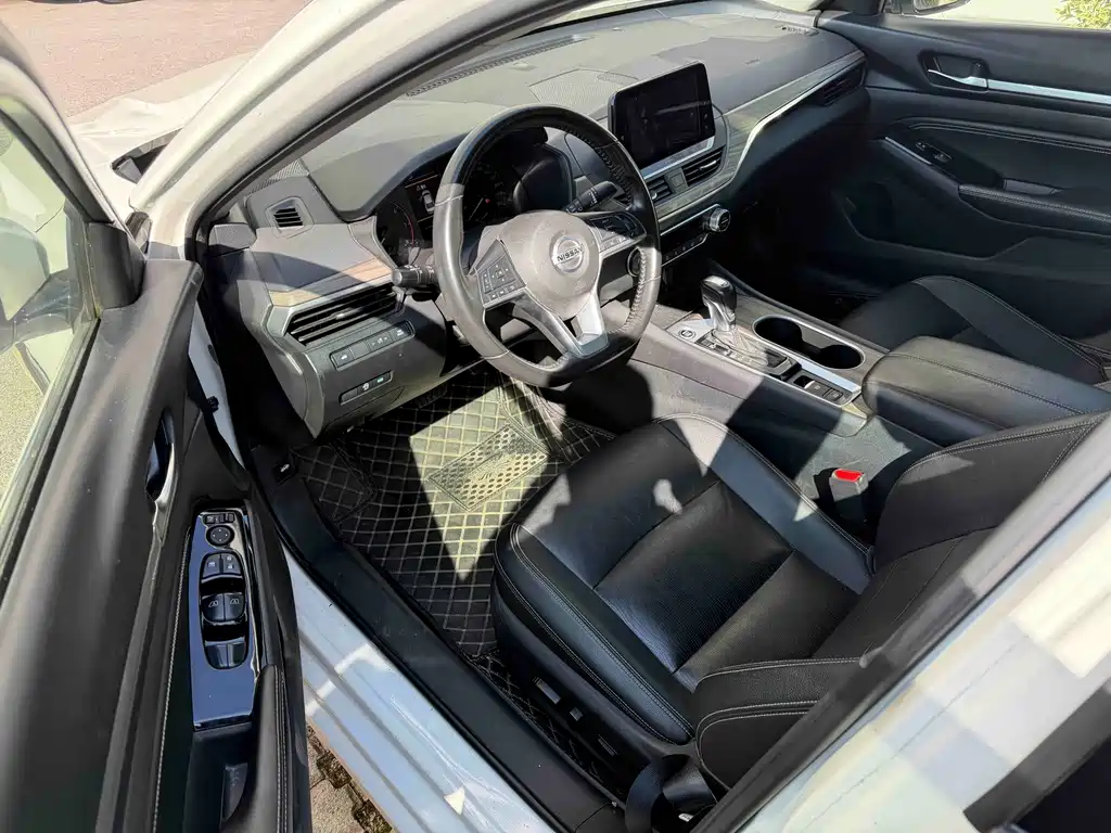 Nissan Teana — миниатюра 4