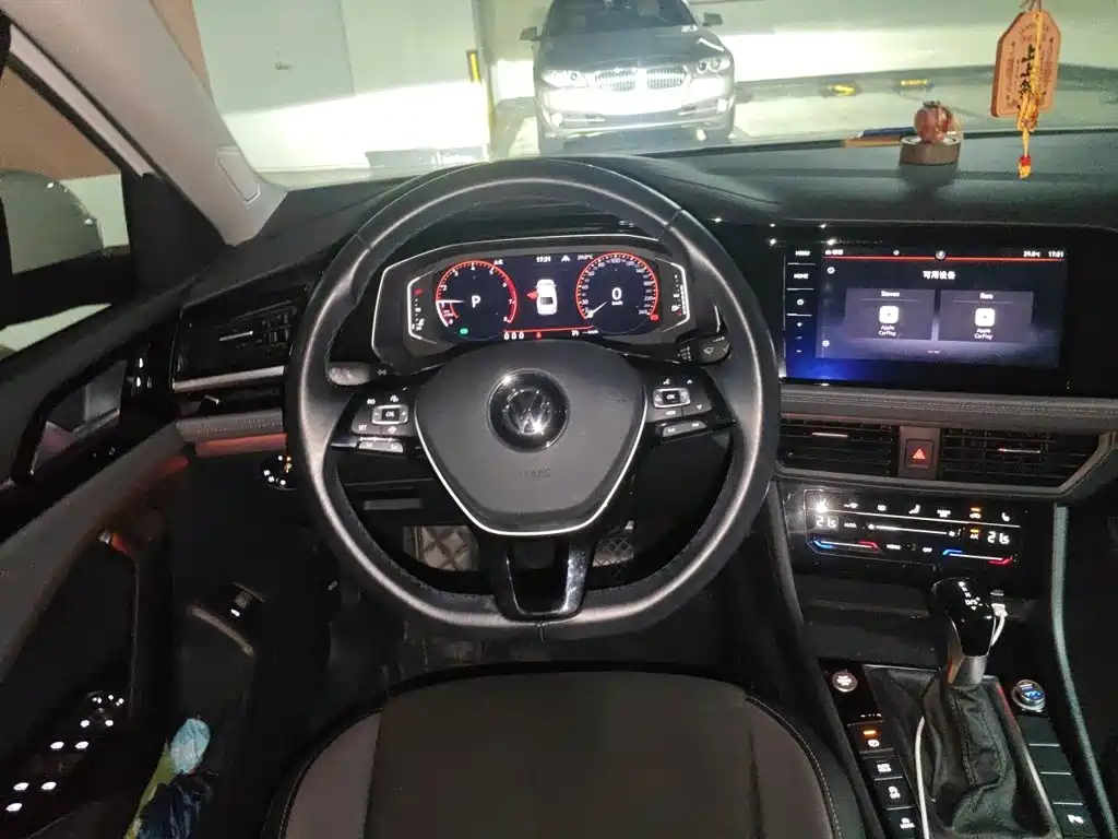 Volkswagen Sagitar — миниатюра 3