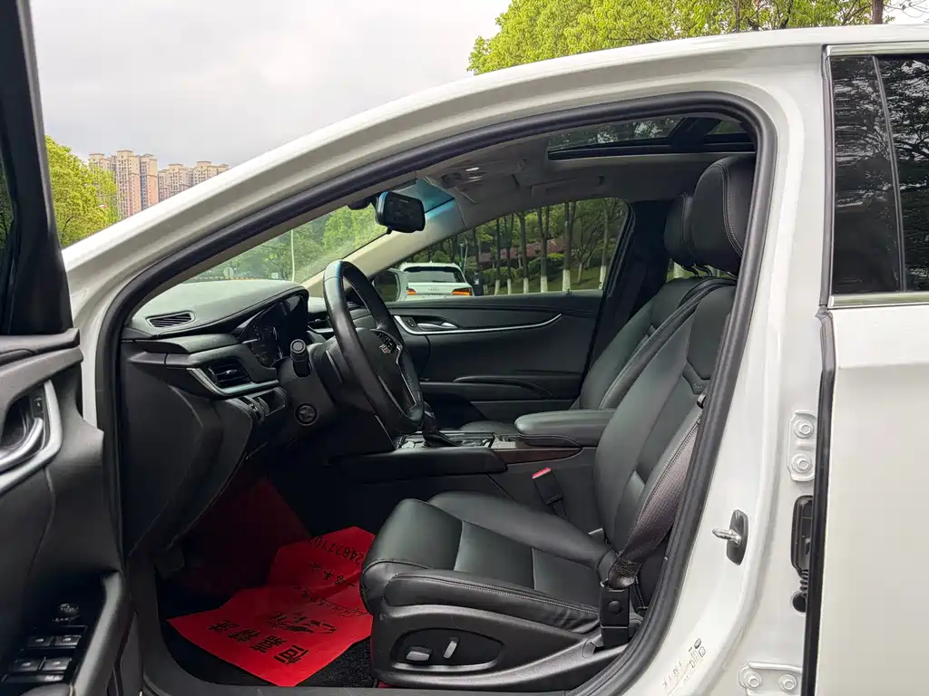 Cadillac XTS — миниатюра 4