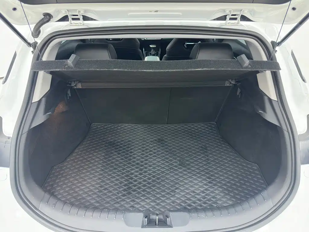 Geely Emgrand S — миниатюра 22