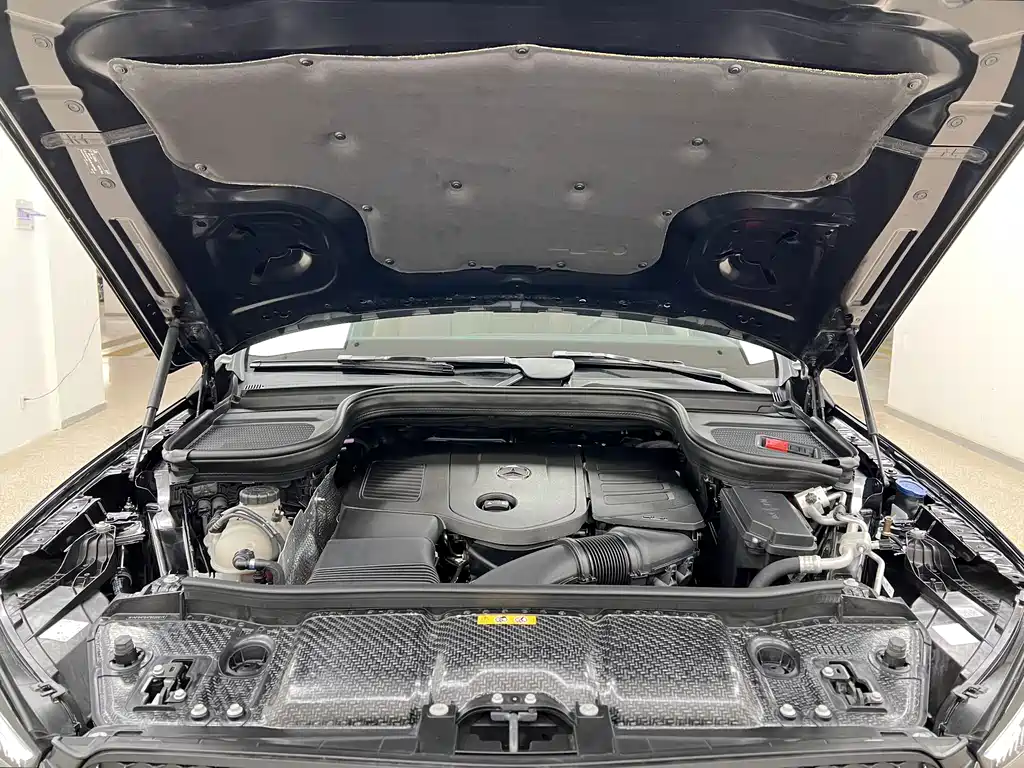 Mercedes-Benz GLE (Import) — миниатюра 12