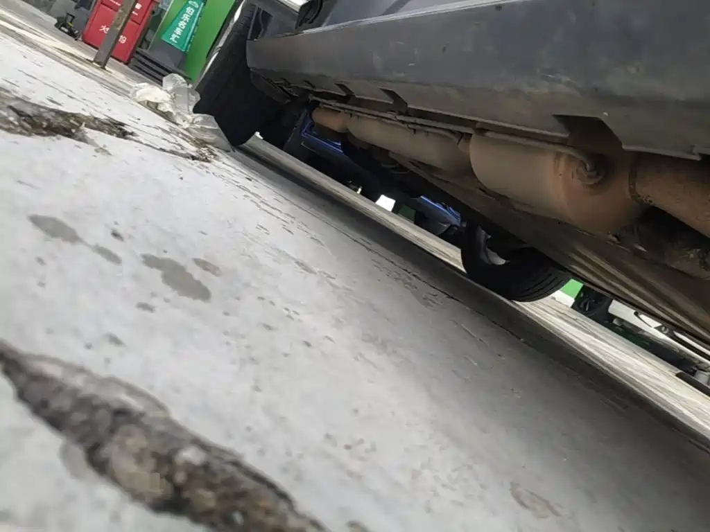 BYD Tang New Energy — миниатюра 21