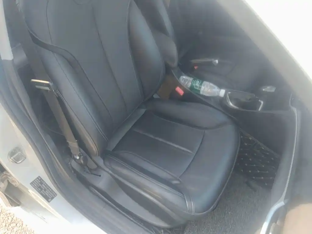 Buick Excelle — миниатюра 25
