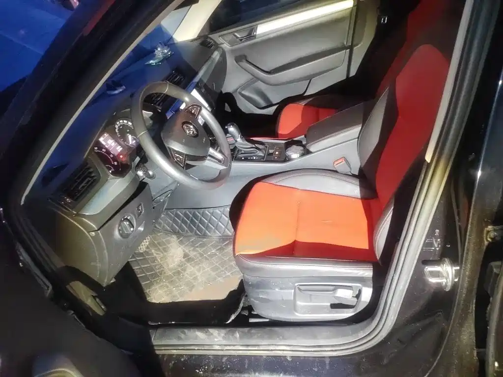 Skoda Superb — миниатюра 14