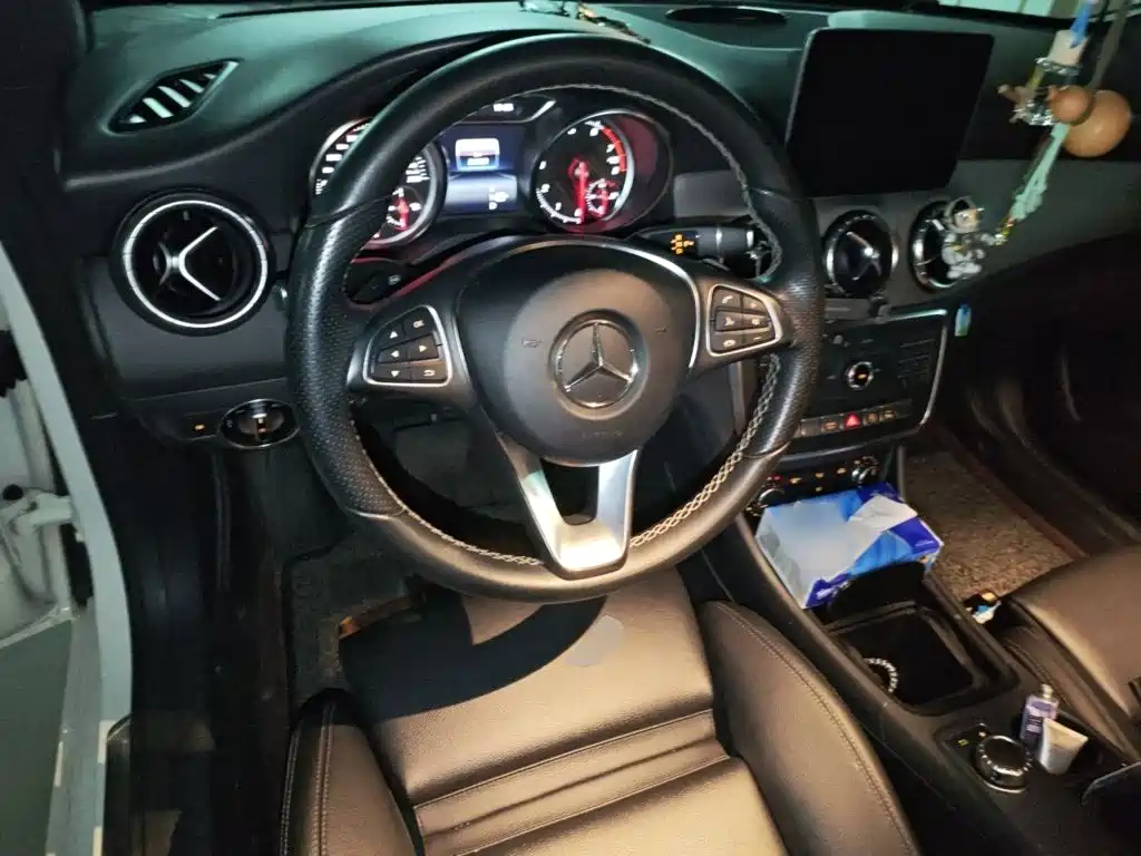 Mercedes-Benz CLA (Import) — миниатюра 3
