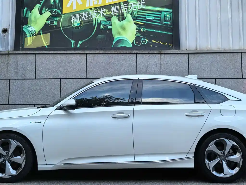 Honda Accord — миниатюра 5