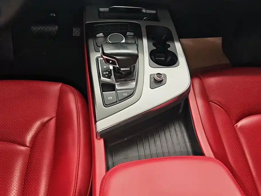 Audi Q7 — миниатюра 16