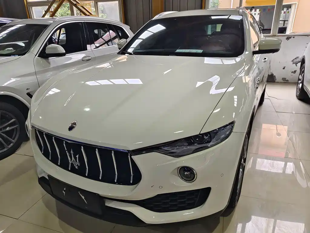 Maserati Levante 2021