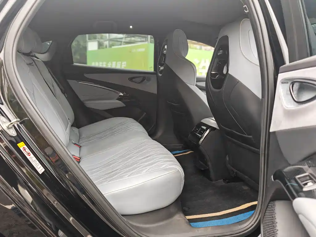 BYD Seal — миниатюра 13