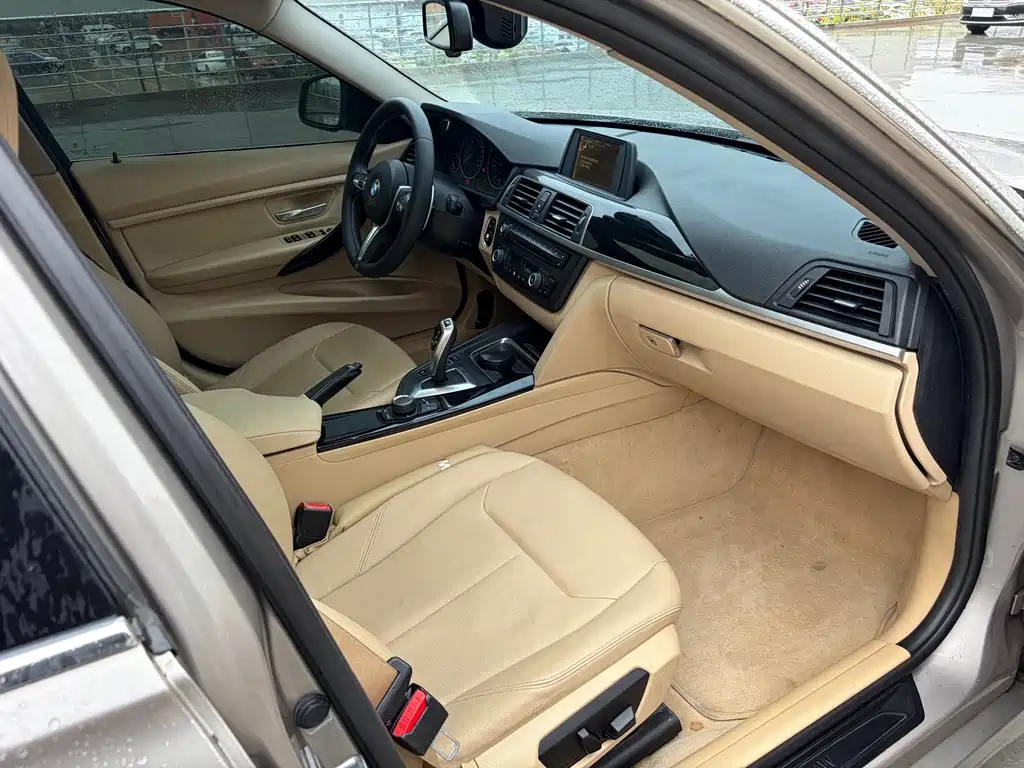 BMW 3 Series — миниатюра 21