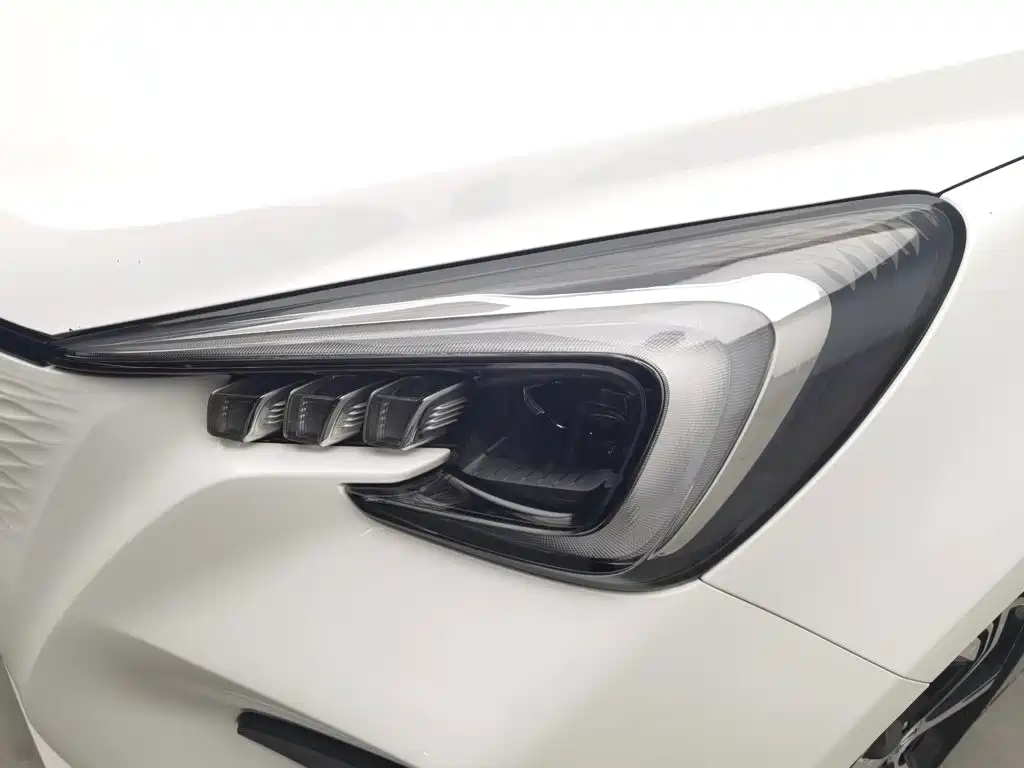 Changan Benben E-Star — миниатюра 7
