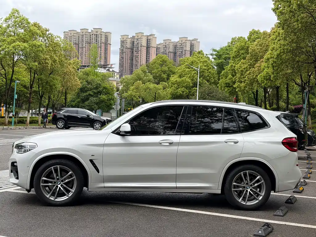 BMW X3 — миниатюра 4
