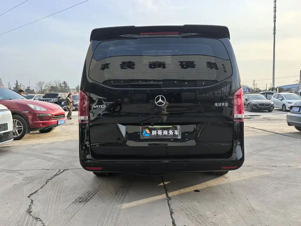 MERCEDES-BENZ VITO