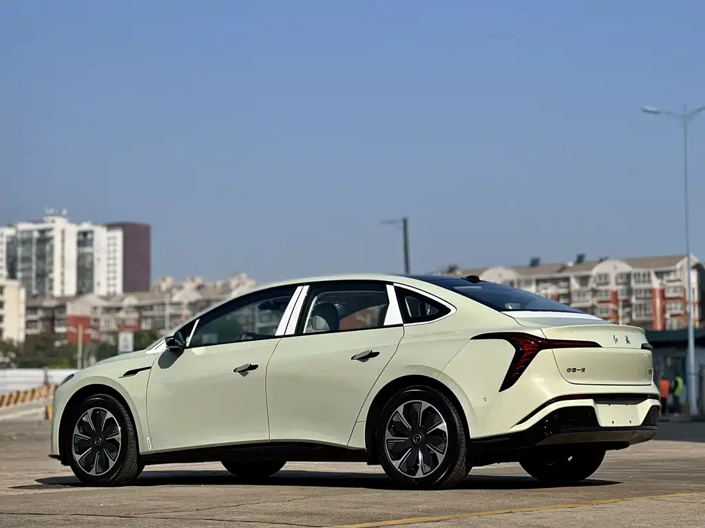 Hongqi HONGQI TIANGONG 05