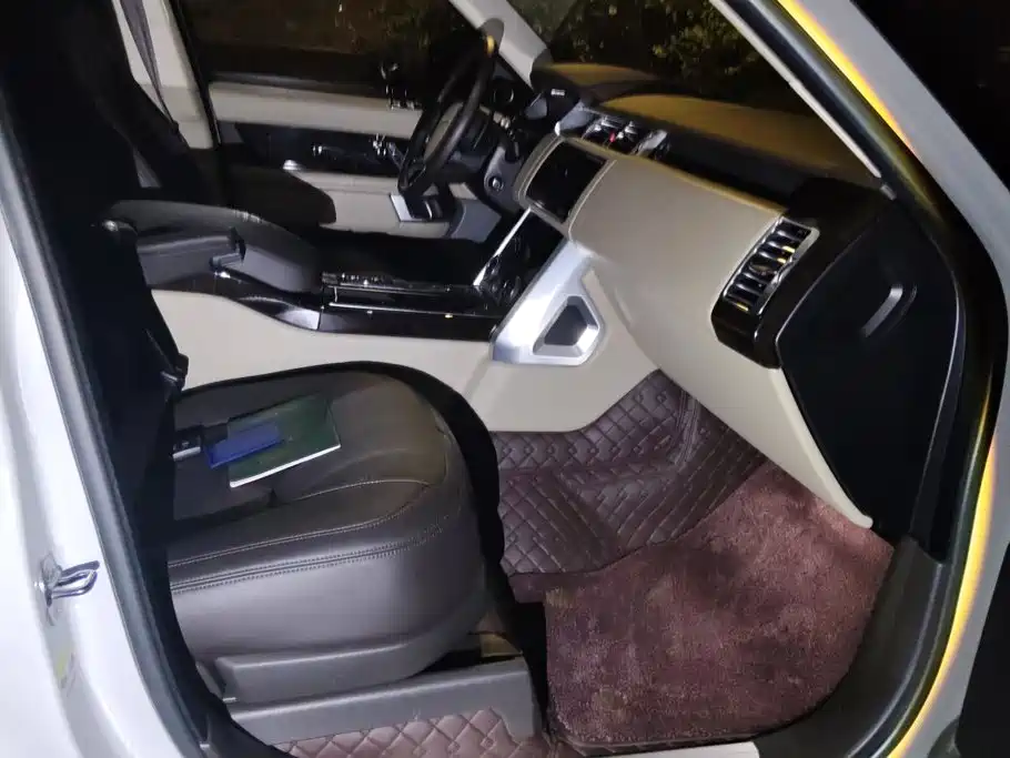 Land Rover Range Rover — миниатюра 8