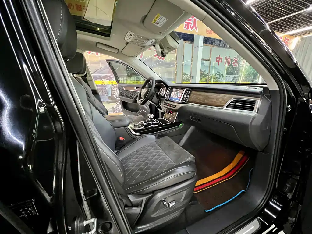Hongqi HONGQI HS7