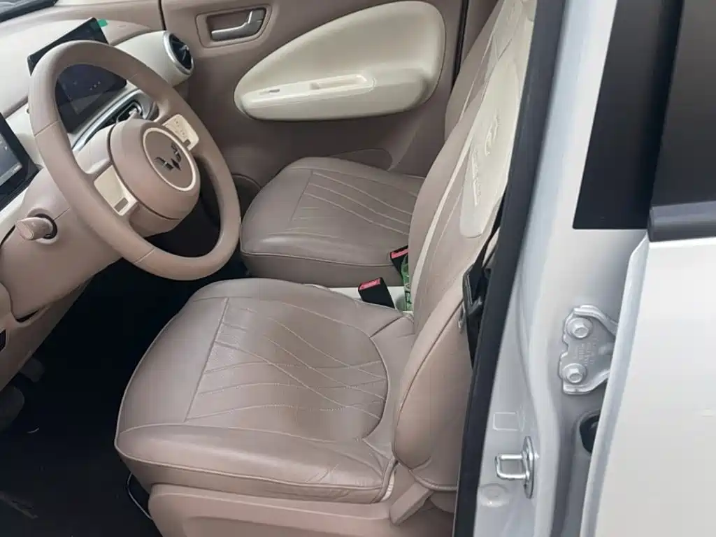 Wuling MINIEV — миниатюра 14