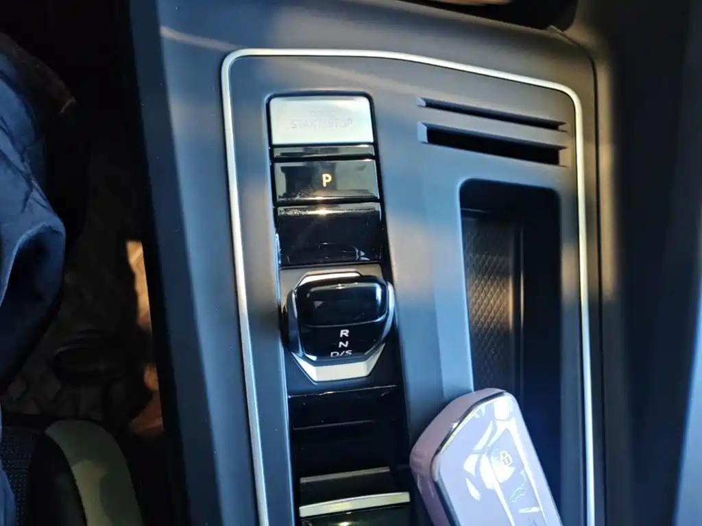 Volkswagen Golf — миниатюра 14
