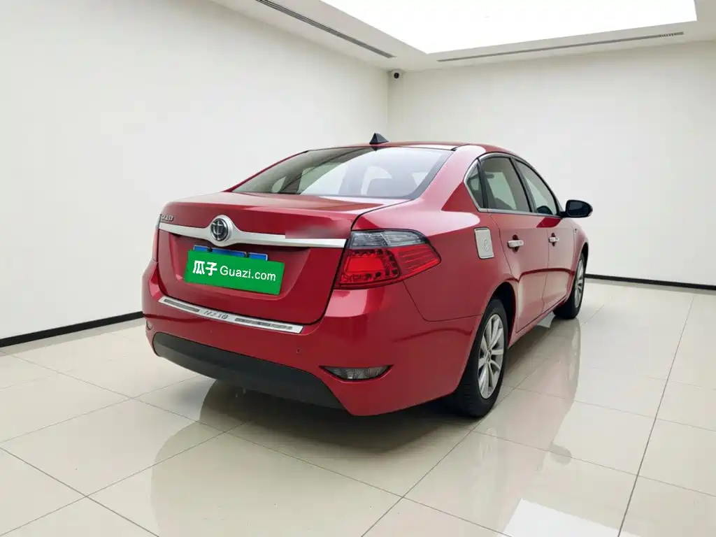 Zhonghua H330 — миниатюра 6