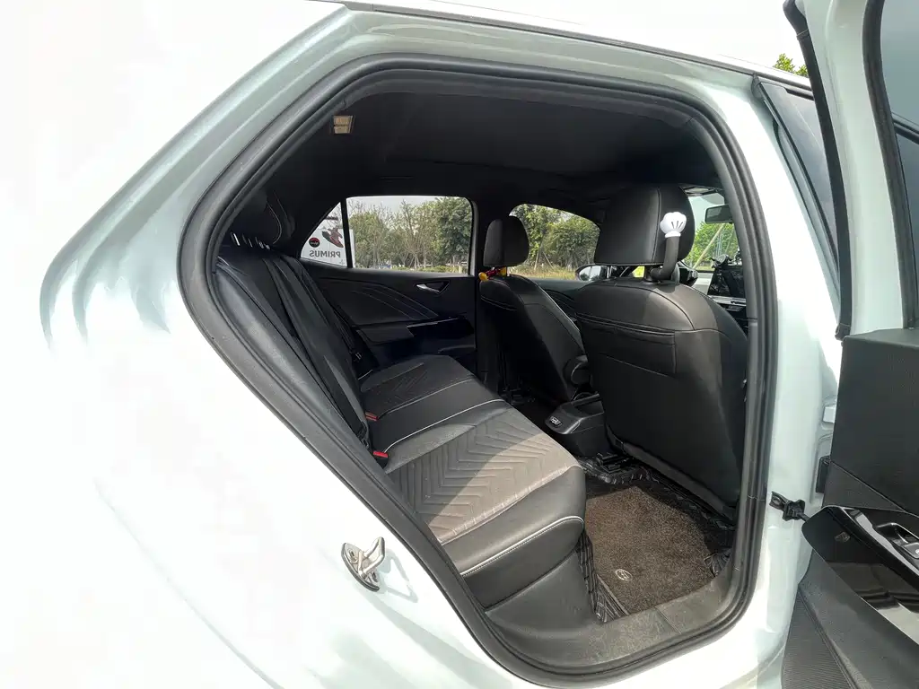 Volkswagen ID.3 — миниатюра 5