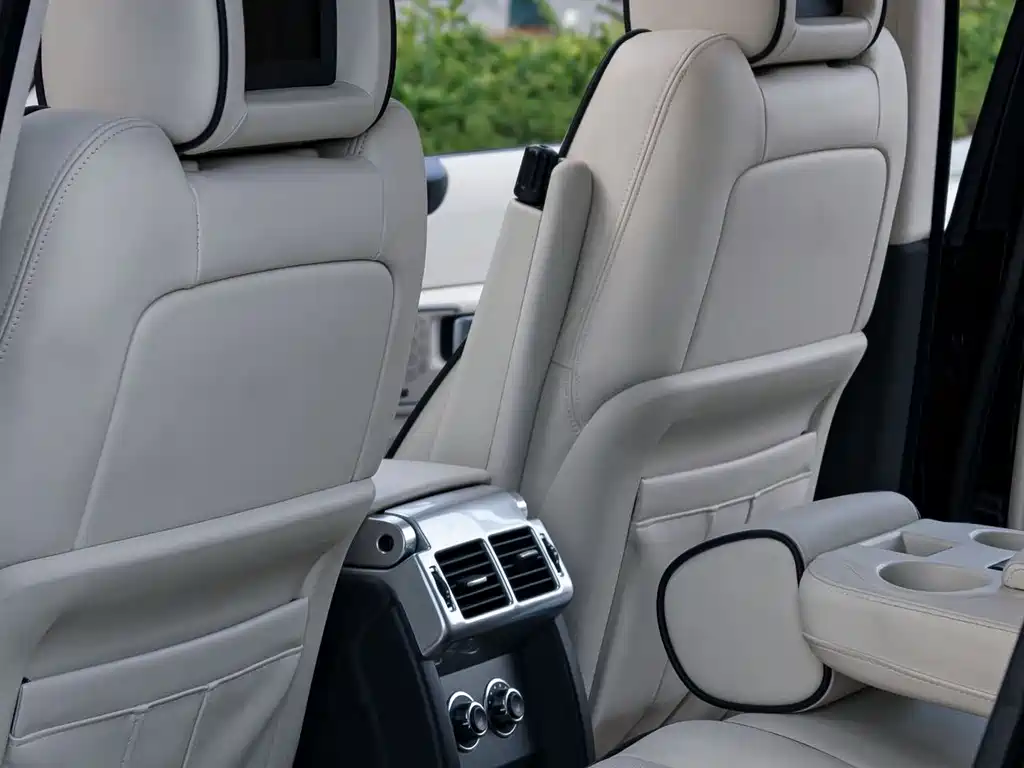 Land Rover Range Rover — миниатюра 18