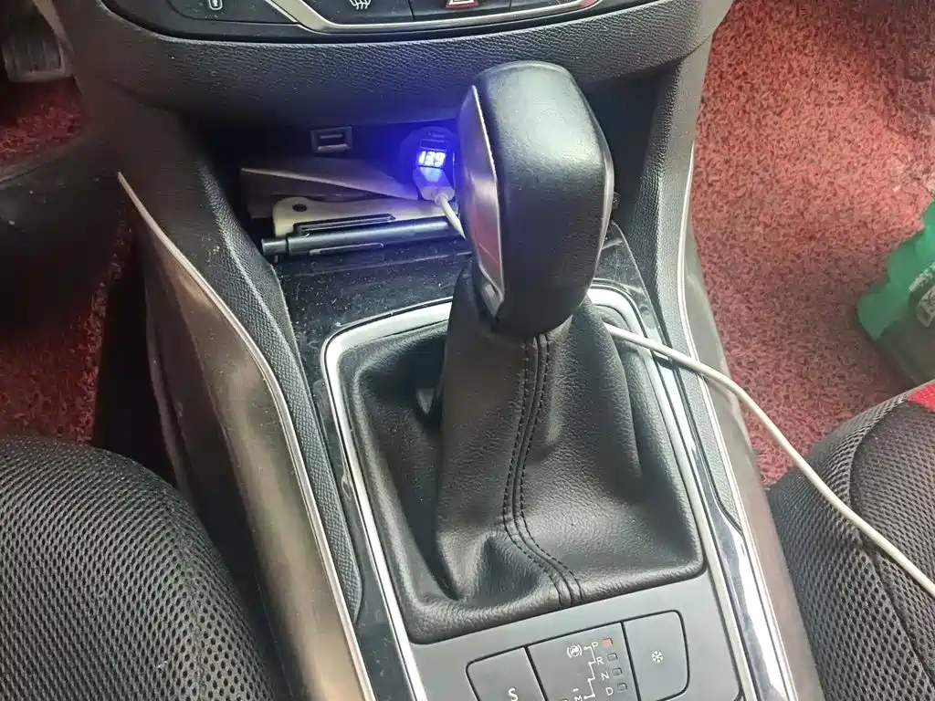 Peugeot 408 — миниатюра 15