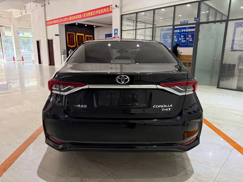 Toyota Corolla — миниатюра 5
