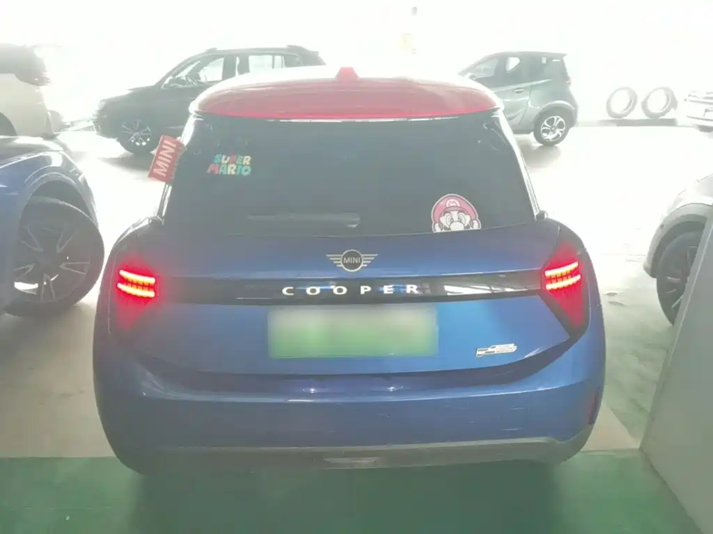 MINI MINI COOPER EV — миниатюра 6