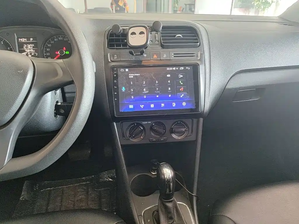 Volkswagen Polo — миниатюра 13
