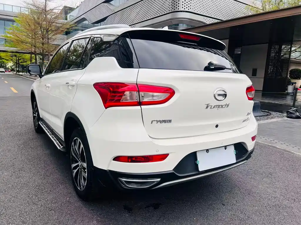 GAC TRUMPCHI GS4