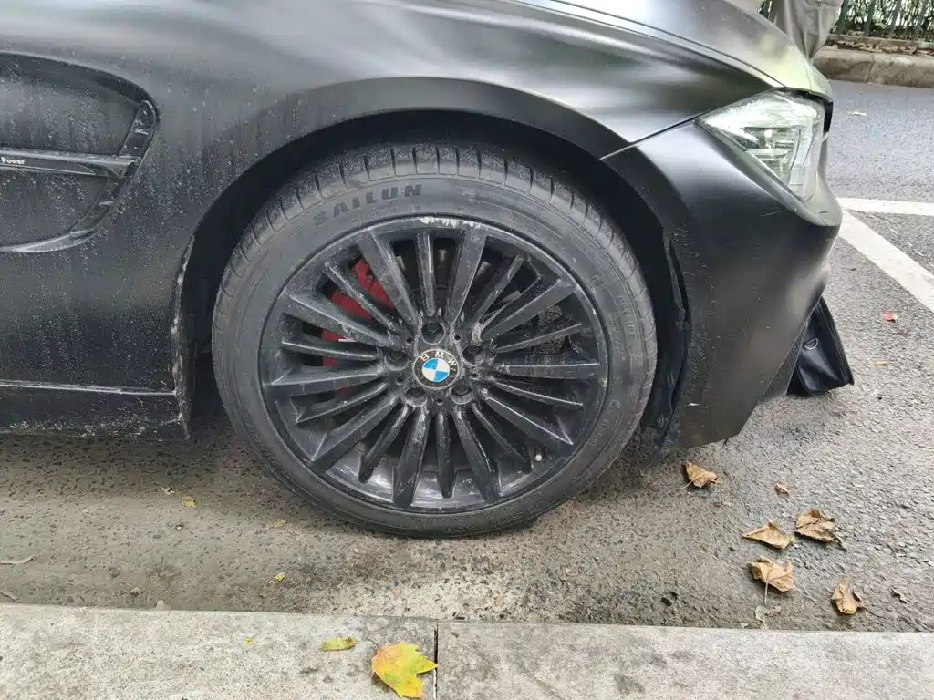 BMW 3 Series — миниатюра 8
