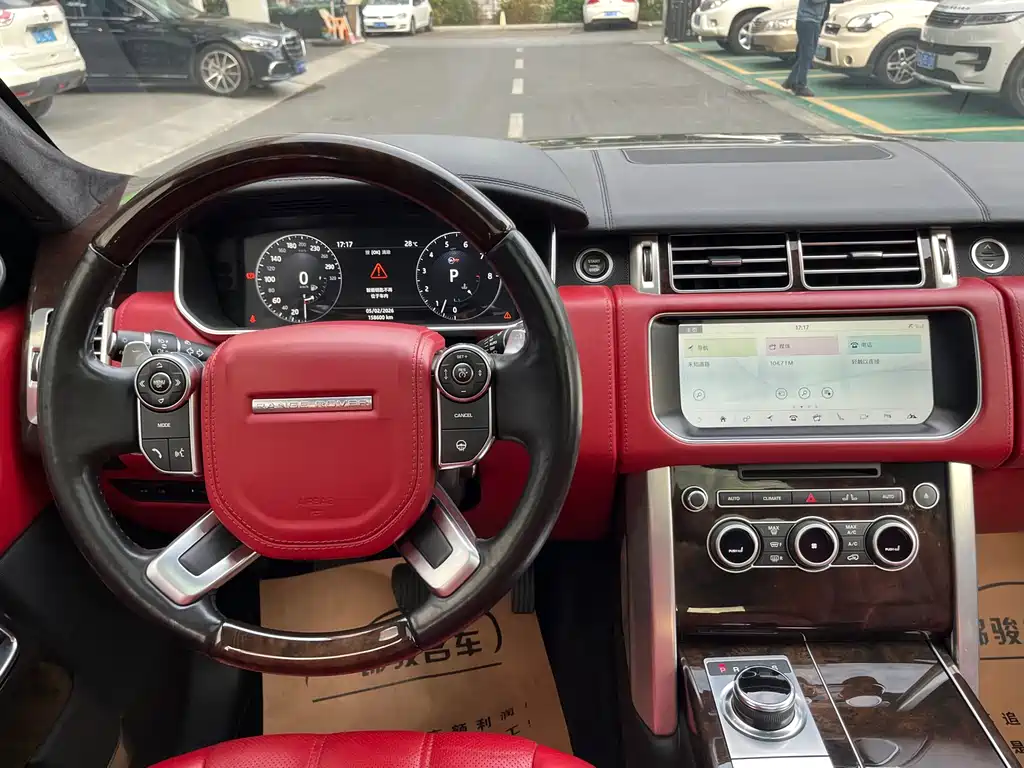 LAND ROVER RANGE ROVER