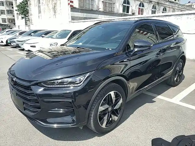 2023 BYD Tang