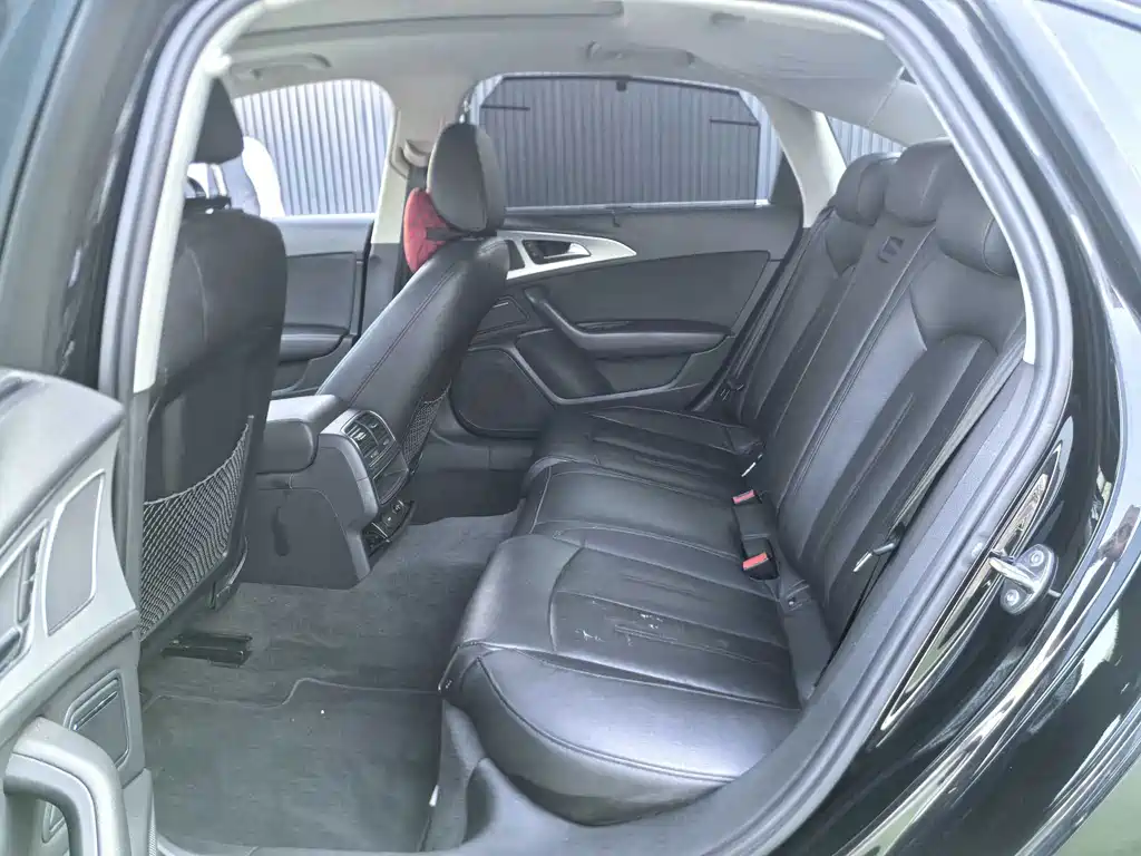 Audi A6L — миниатюра 9