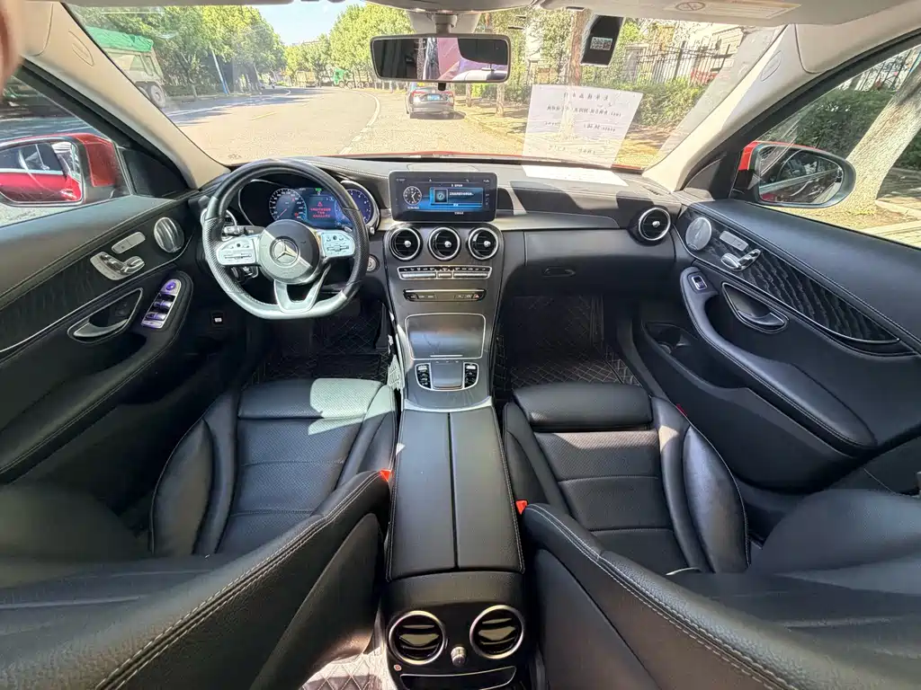 Mercedes-Benz C-Class — миниатюра 8