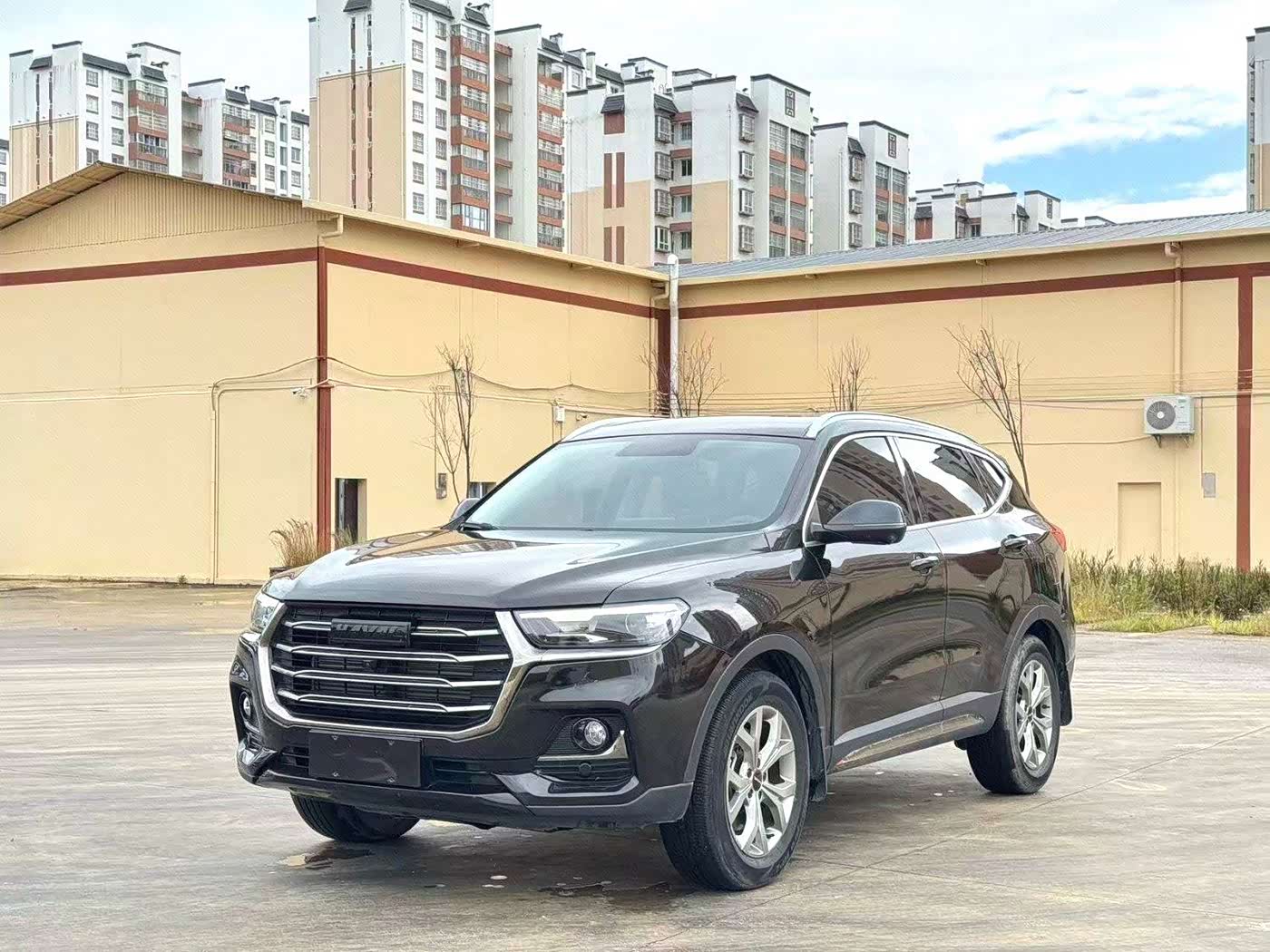 Haval Haval H6 1.5 л 2023 г. Чёрный, пробег 38000 км