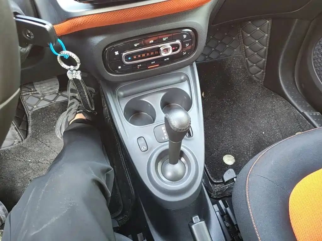 smart Smart Fortwo — миниатюра 14