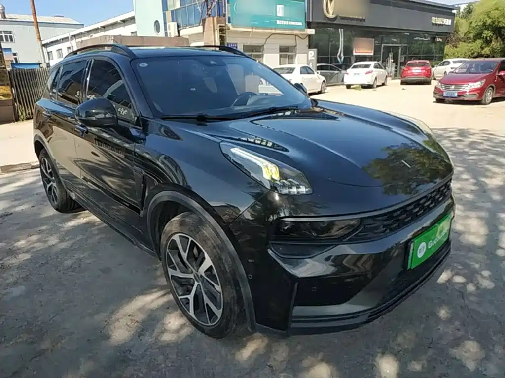 Lynk & Co 01 EM-P — миниатюра 4