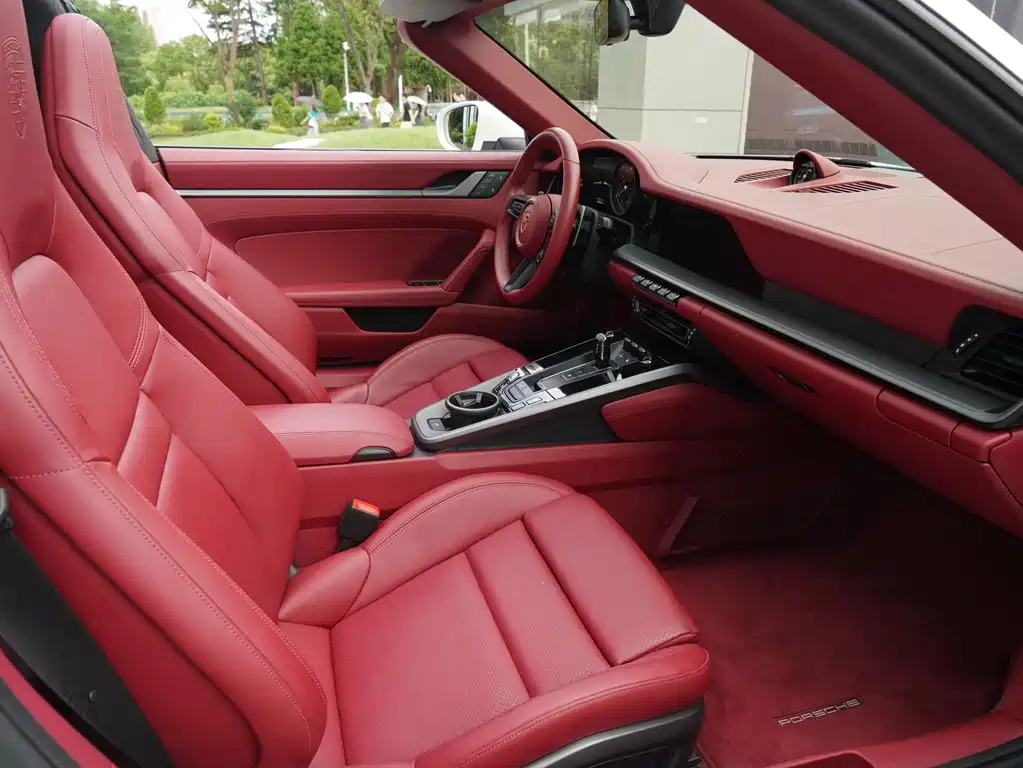Porsche 911 2023 Targa 4 3.0T