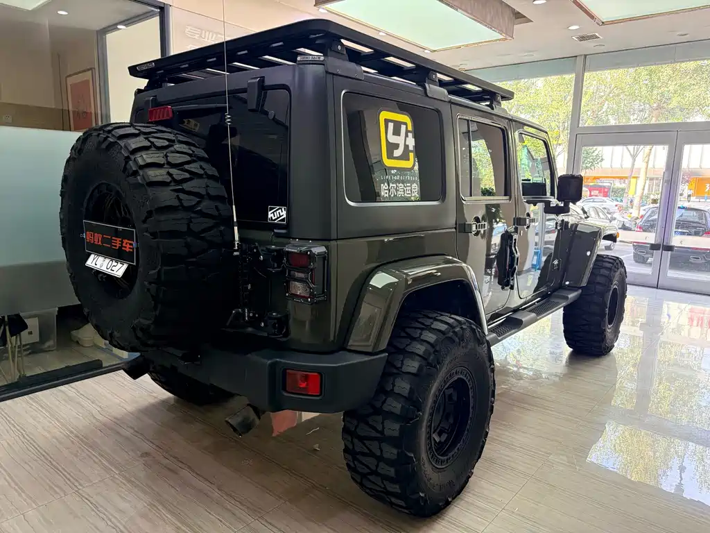 Jeep Wrangler — миниатюра 3