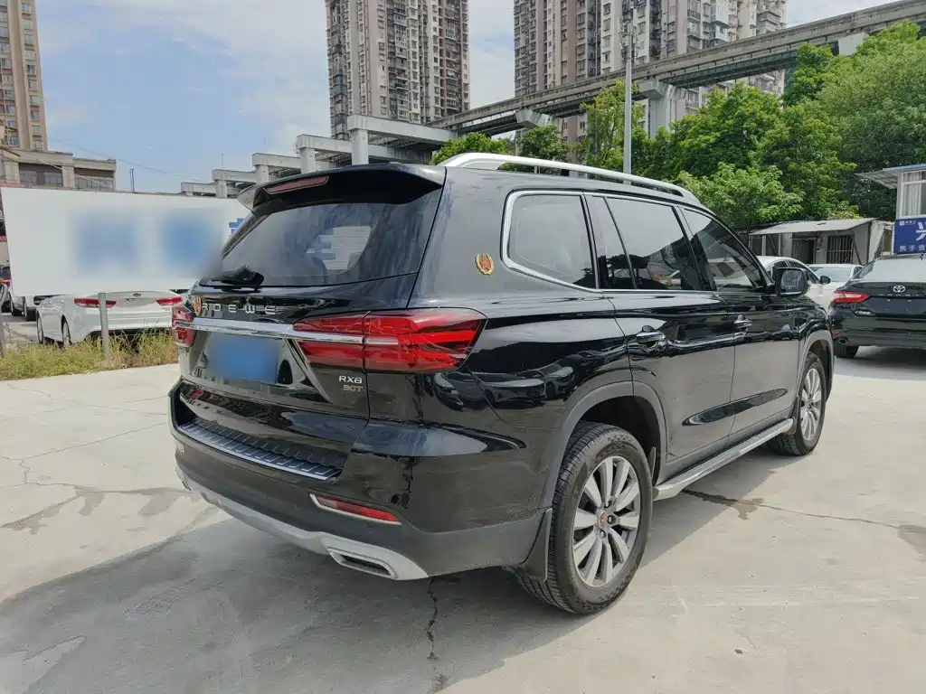 Roewe RX8 — миниатюра 7