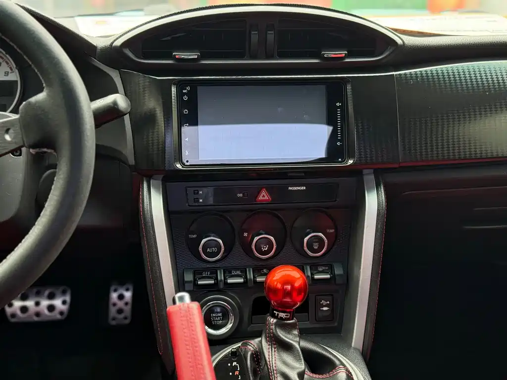 Toyota 86 — миниатюра 11